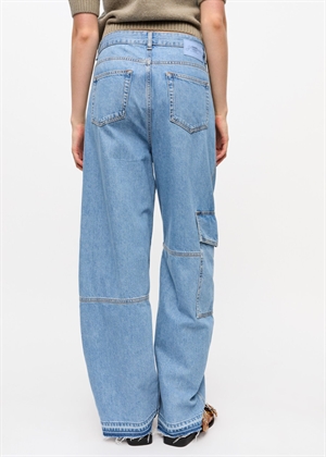 Broderie Anglaise denim carpenter jeans Light Blue Stone J1695 Ganni 
